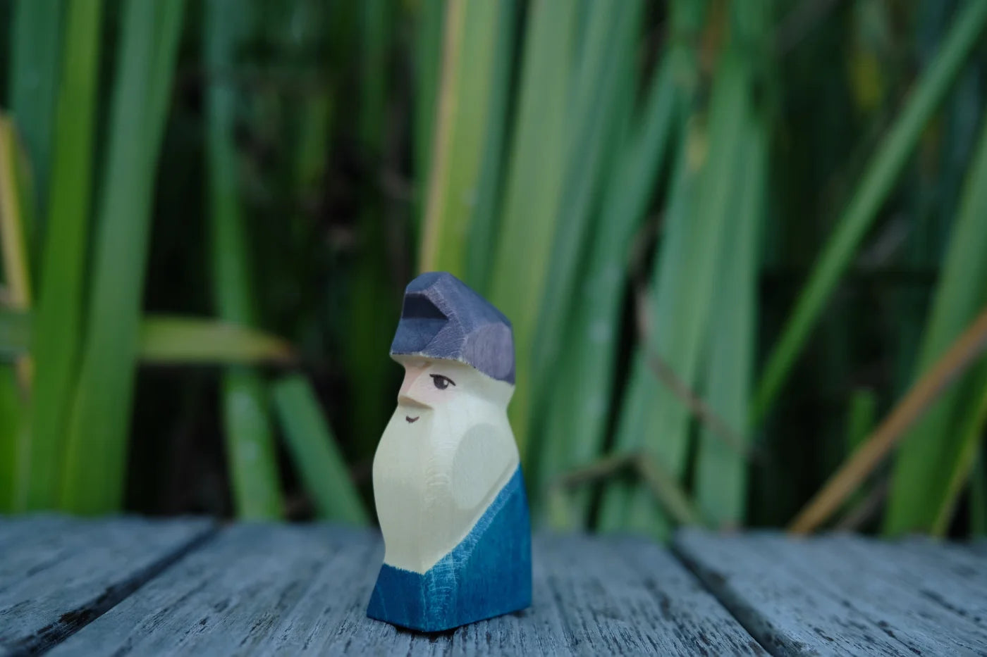 Holzwald Holzfigur Zwerg Peter