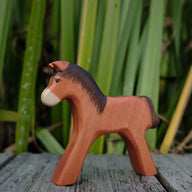 Holzwald Holzfigur Fohlen