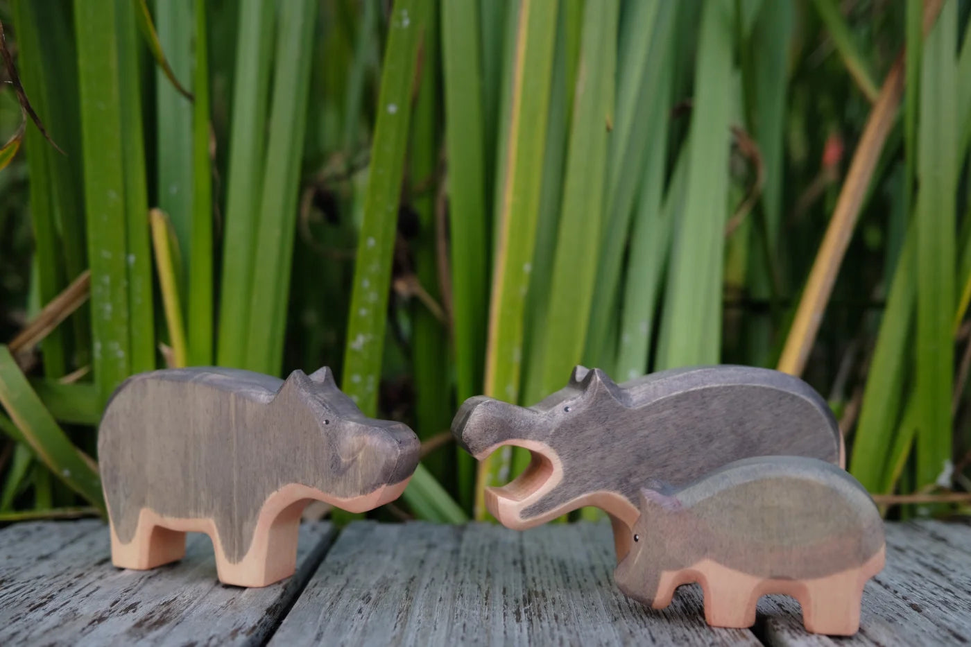 Holzwald Holzfigur Nilpferd Maul offen