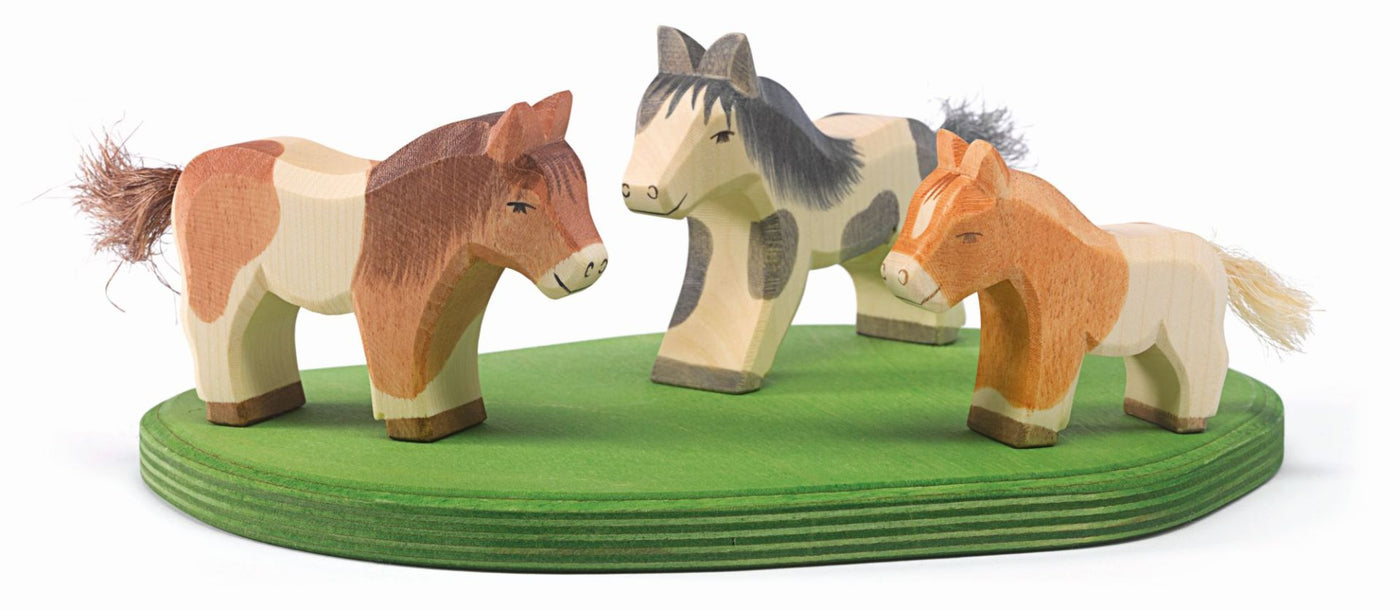 Ostheimer Holzfigur Shetland Pony stehend
