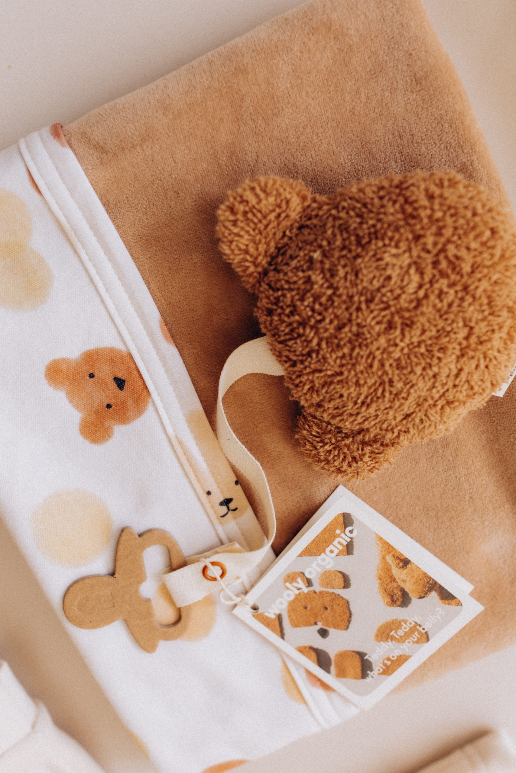 Wooly Organic Schnullerhalter Teddy