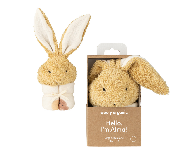 Kuscheliges Bio-Schnuffeltuch Hase Alma von Wooly Organic in Beige mit langen Ohren und weicher Baumwolle in Geschenkverpackung