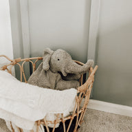 Senger_Naturwelt_Kuscheltier_Elefant_gross_Y21053_03