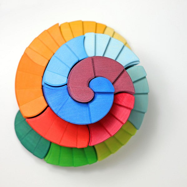 bio-spielzeug-grimm-s-spiel-und-holz-design_doppellaufige_stufenspirale_07