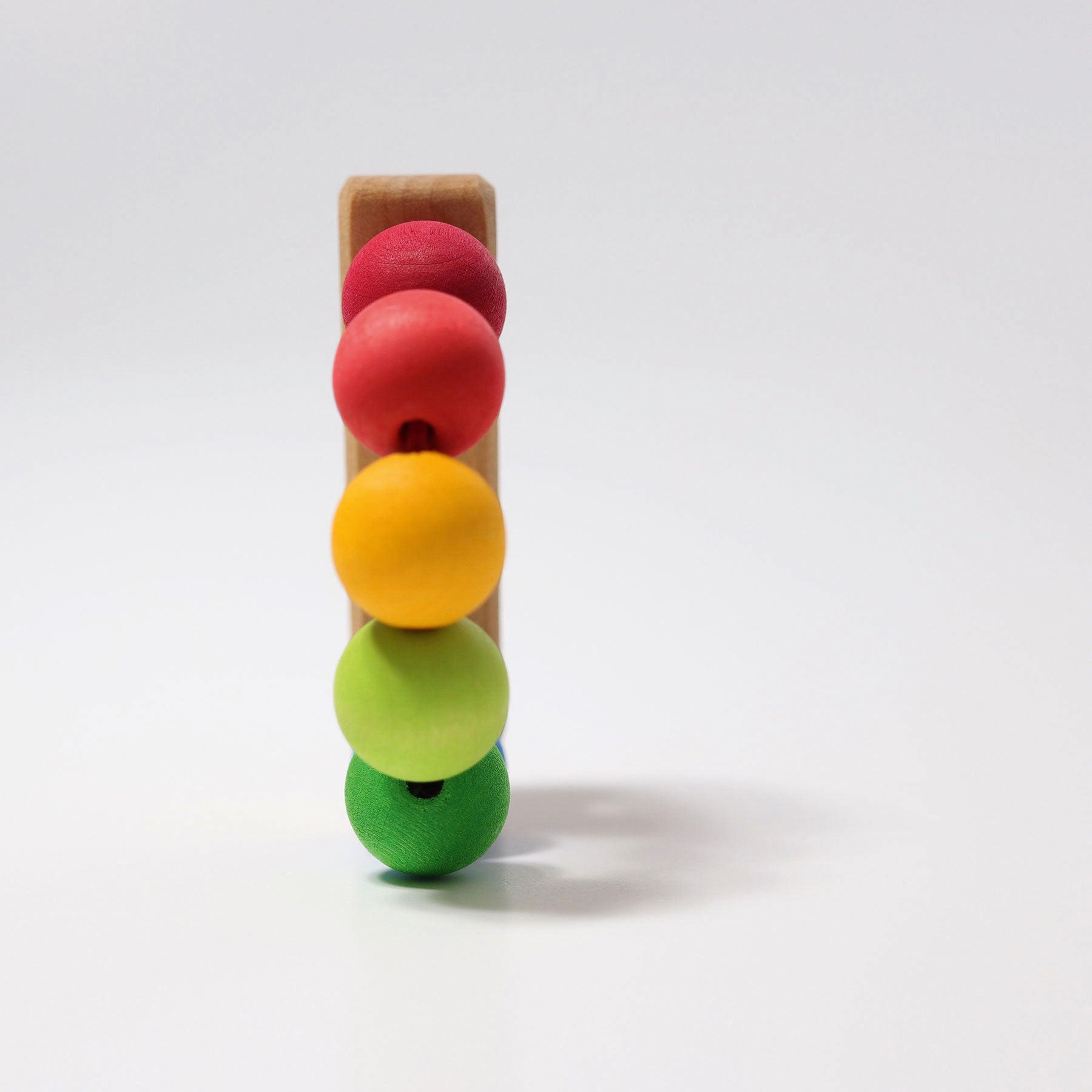 bio-spielzeug-grimms-spiel-und-holz-design-08126-regenbogen-schiff-03