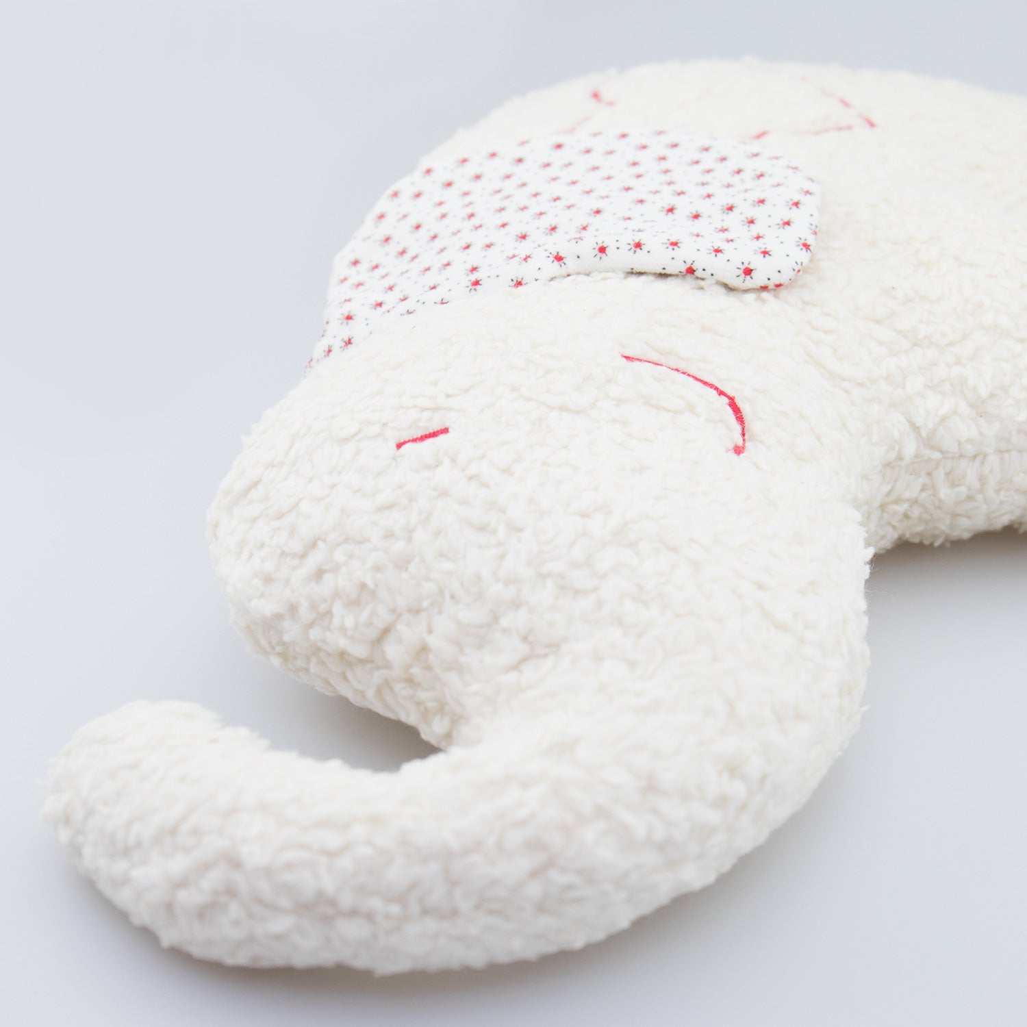 bio-spielzeug_efie_grosses_kuschelkissen_elefant_03