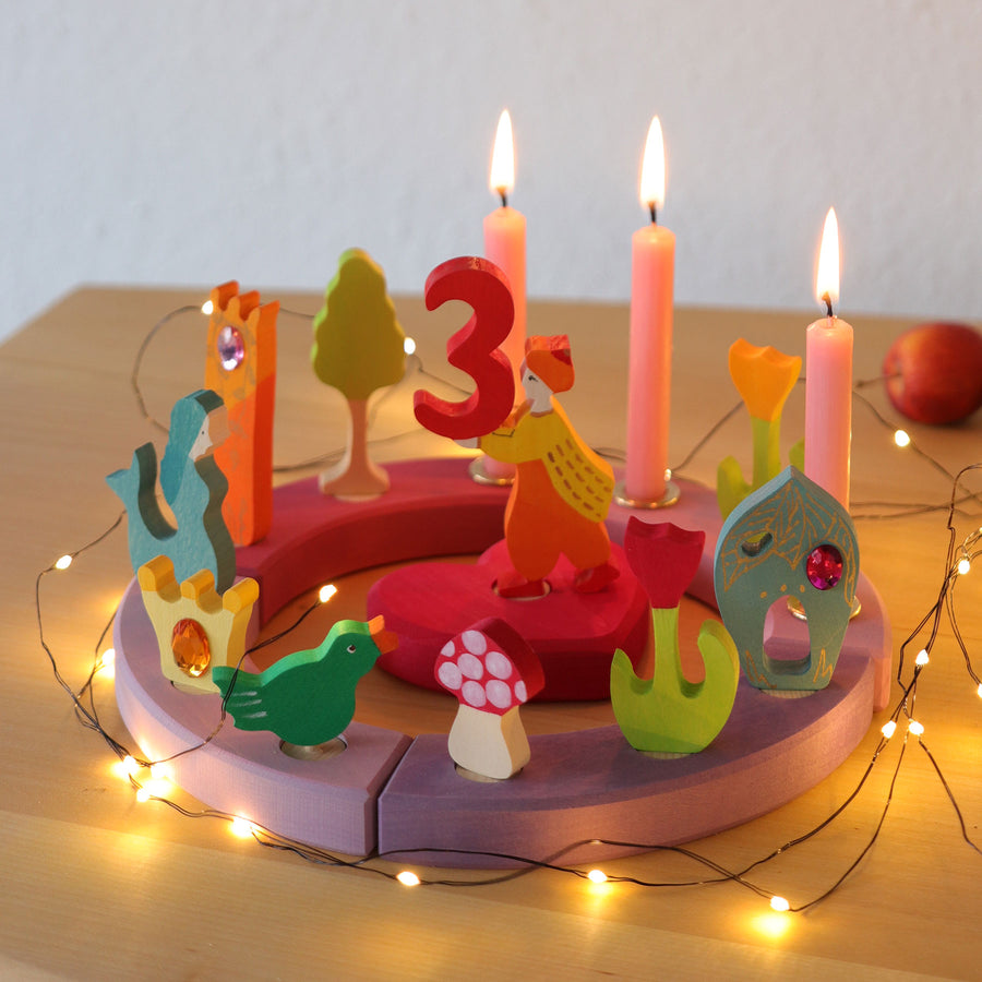 bio-spielzeug_grimms_holzspielzeug_02012_kleiner_geburtstagsring_rosa_violett_02