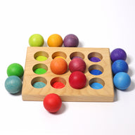 bio-spielzeug_grimms_holzspielzeug_10576_sortier_brettchen_regenbogen_4