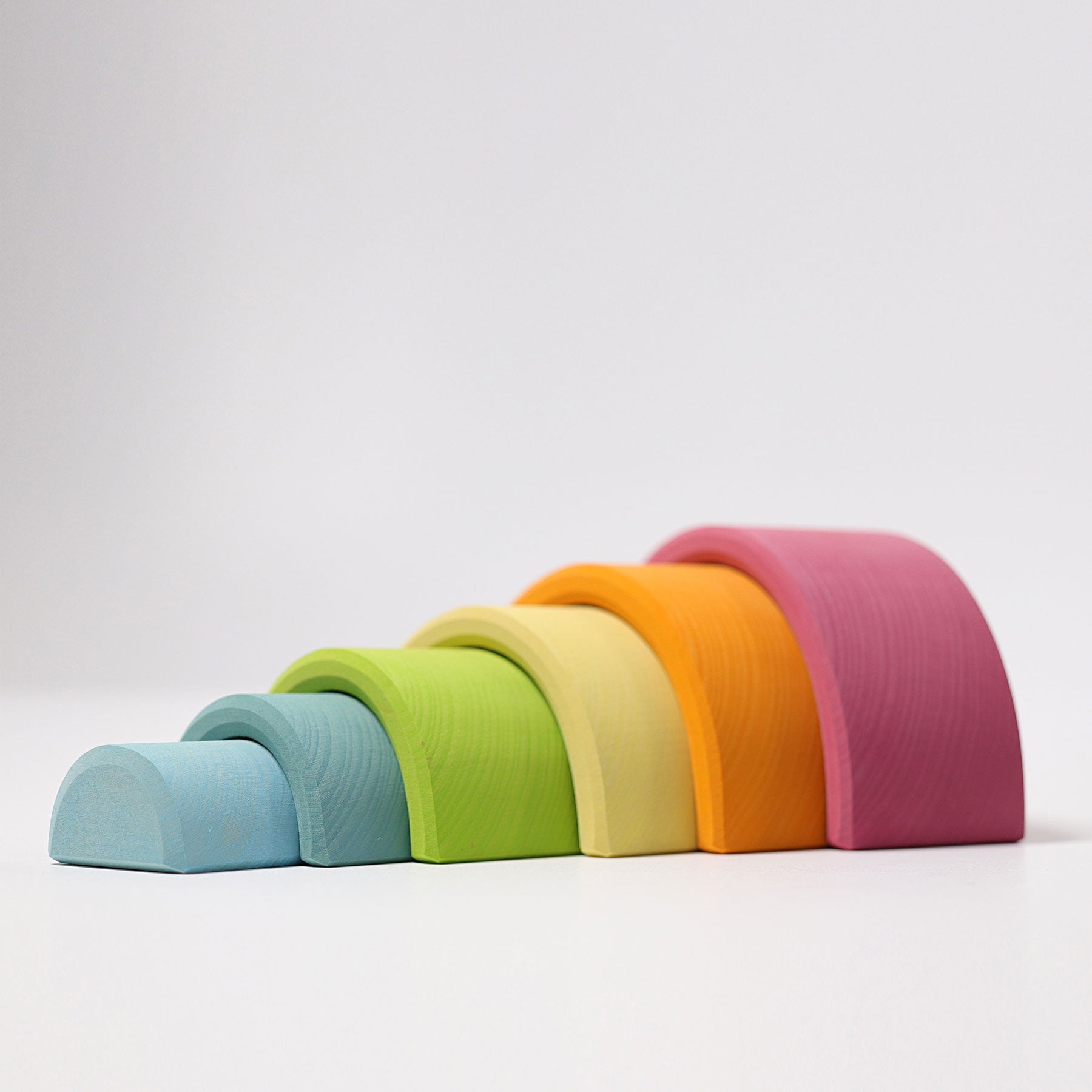bio-spielzeug_grimms_holzspielzeug_10701_regenbogen_pastell_v3