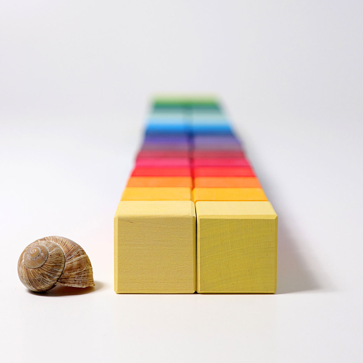 bio-spielzeug_grimms_holzspielzeug_43110_regenbogen_mosaik_09