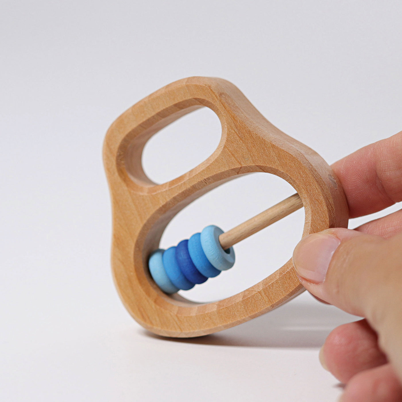 bio-spielzeug_grimms_spiel_und_holz_design_08131_klipp_klapp_blau_04
