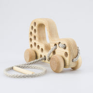 bio-spielzeug_lotes_toys_f-delauto_zum_ziehen_01