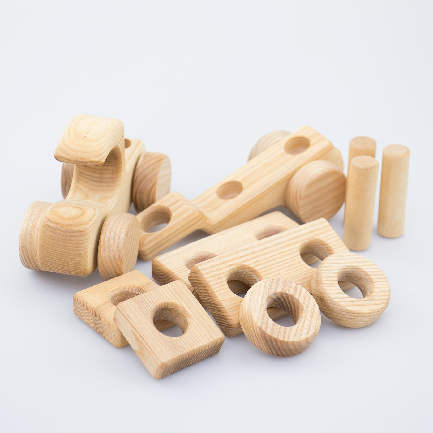 bio-spielzeug_lotes_toys_holz_lkw_modern_zum_stecken_04