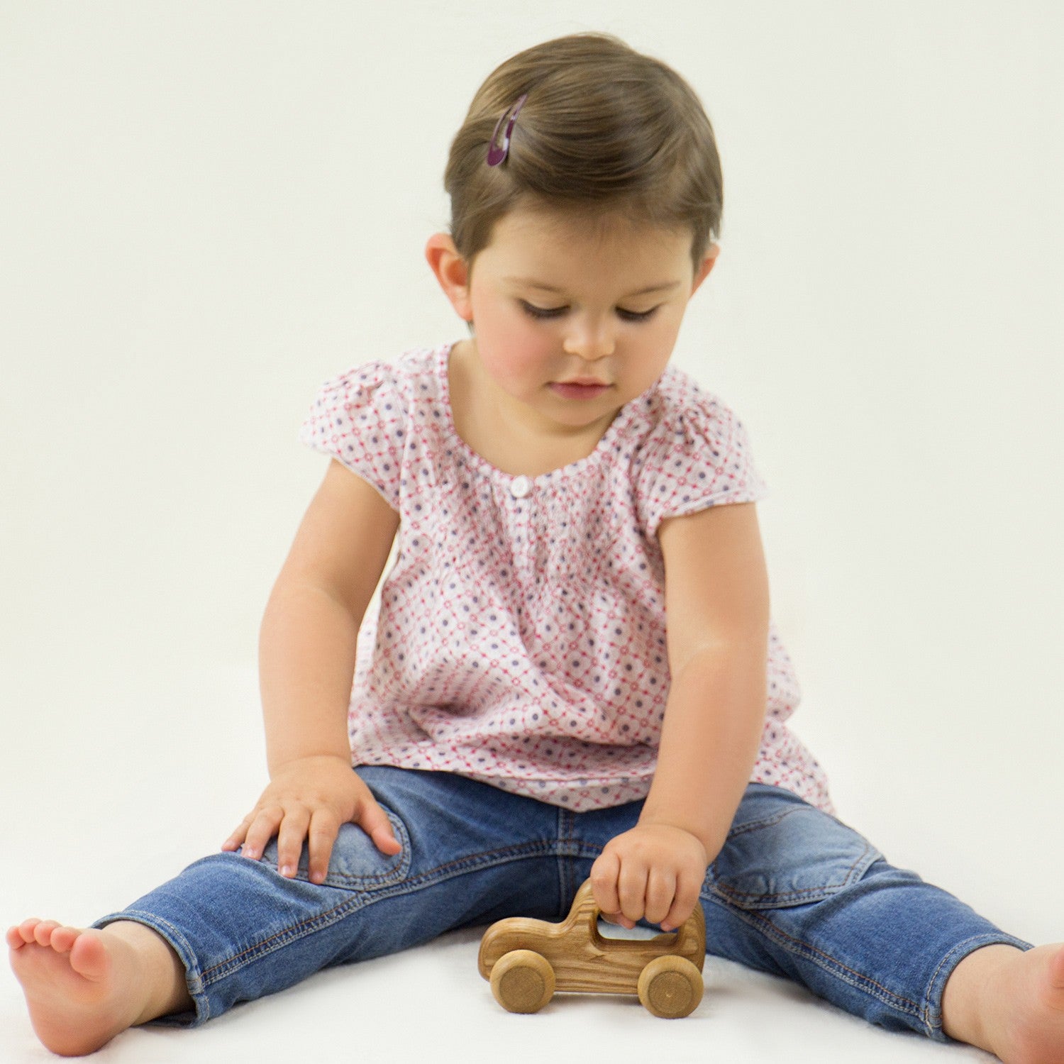 bio-spielzeug_lotes_toys_kleinkinder_holzauto_01