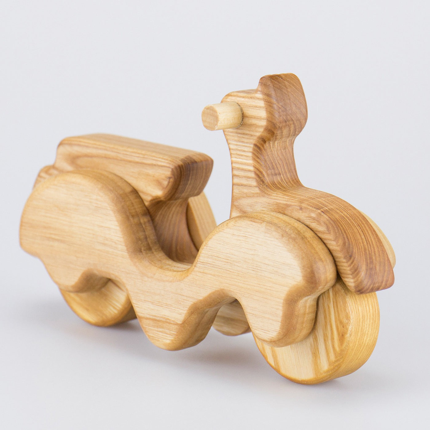 bio-spielzeug_lotes_toys_roller_aus_holz_03