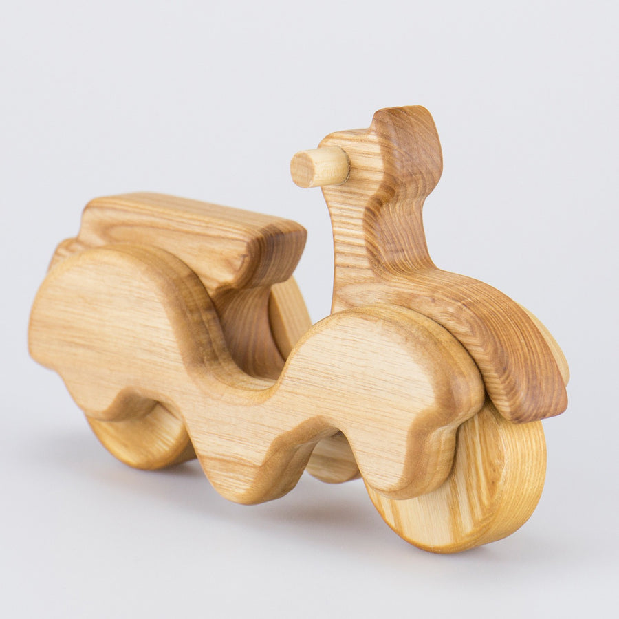 bio-spielzeug_lotes_toys_roller_aus_holz_03