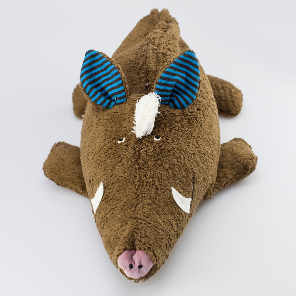 bio-spielzeug_pat_patty_kuscheltier_grosse_wildsau_mit_hirse-inlett_02