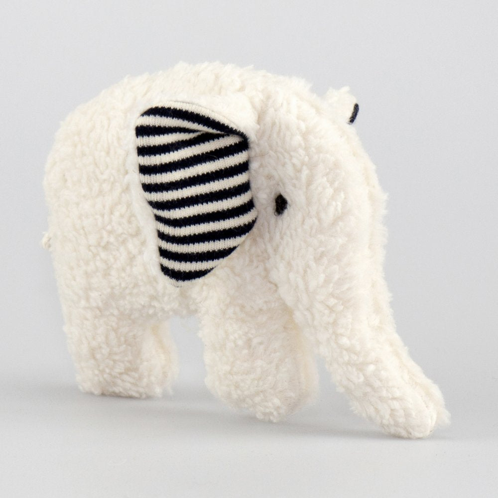 bio-spielzeug_plue_natur_greifling_elefant_blau_02