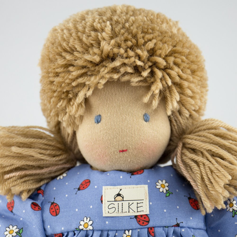 bio-spielzeug_silke_kollektion_puppe_st-psel_07