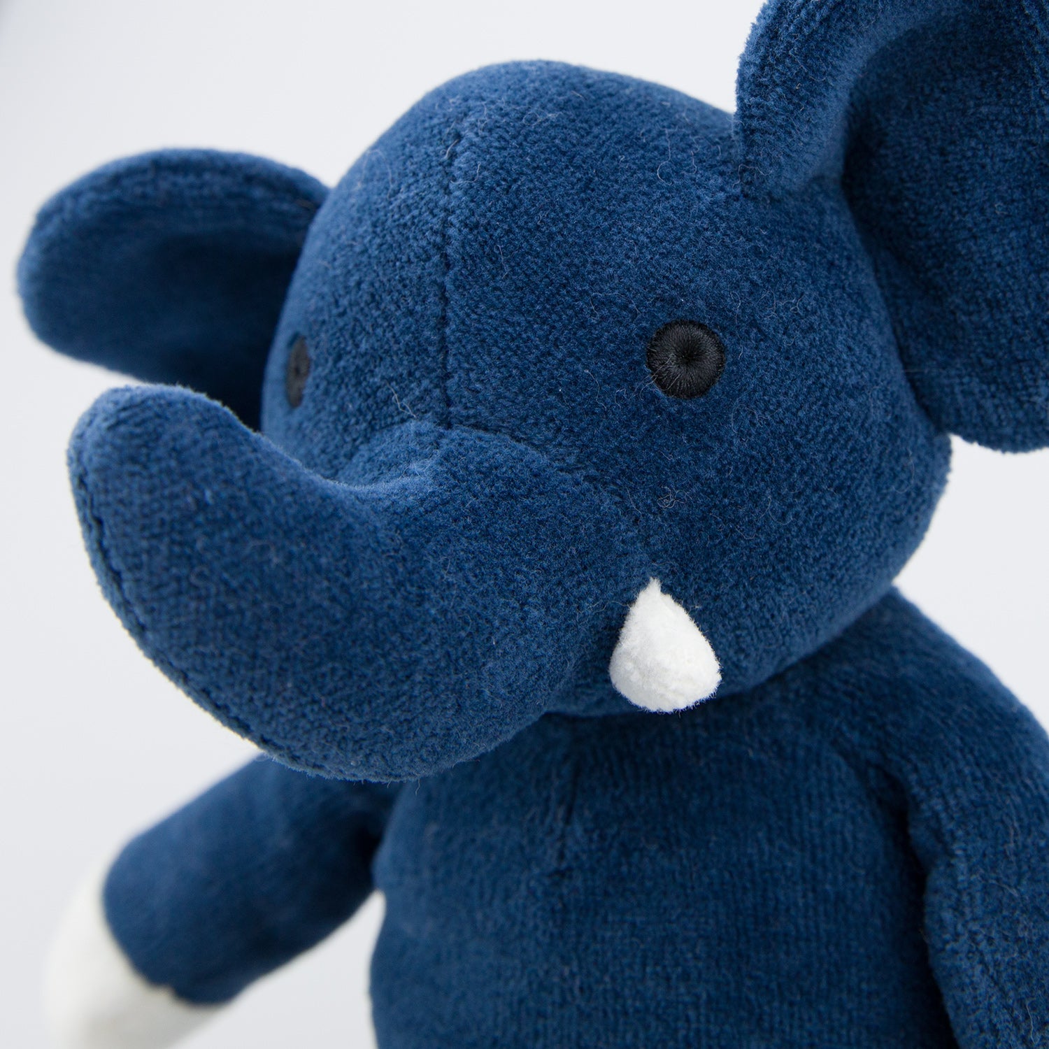 naturezoo_kuscheltier_elefant_klein_blau_bio-nicky_04